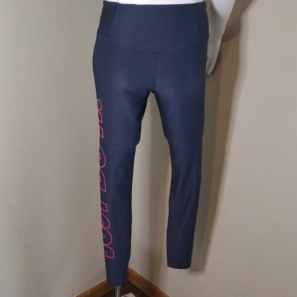 Nike Dri Fit Grey & Pink leggings Small - Picture 3 of 4